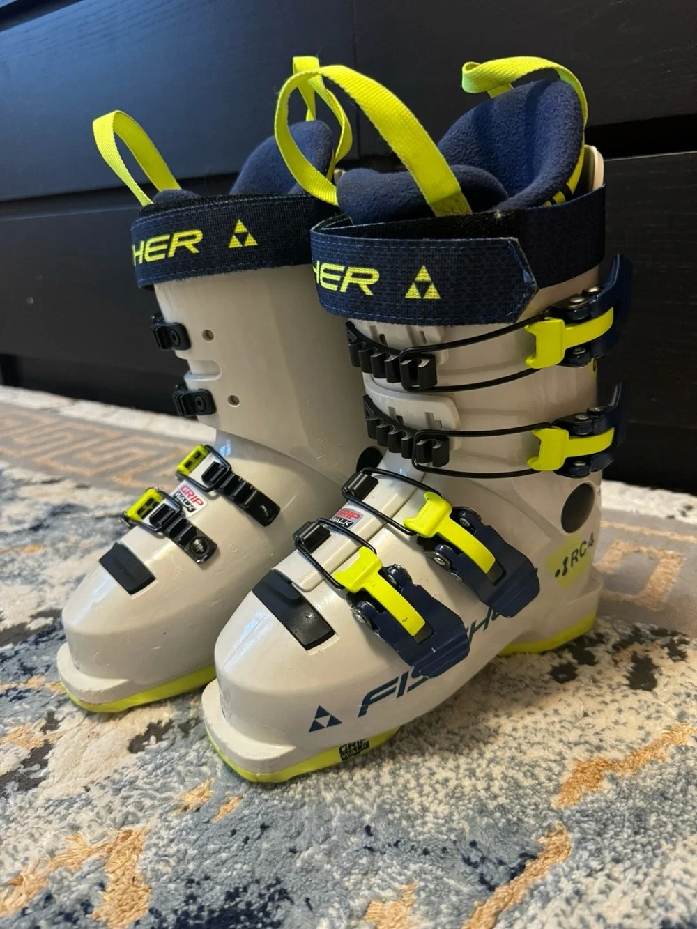 Kids Fischer neon White Ski Boots with Yellow Soles 195
